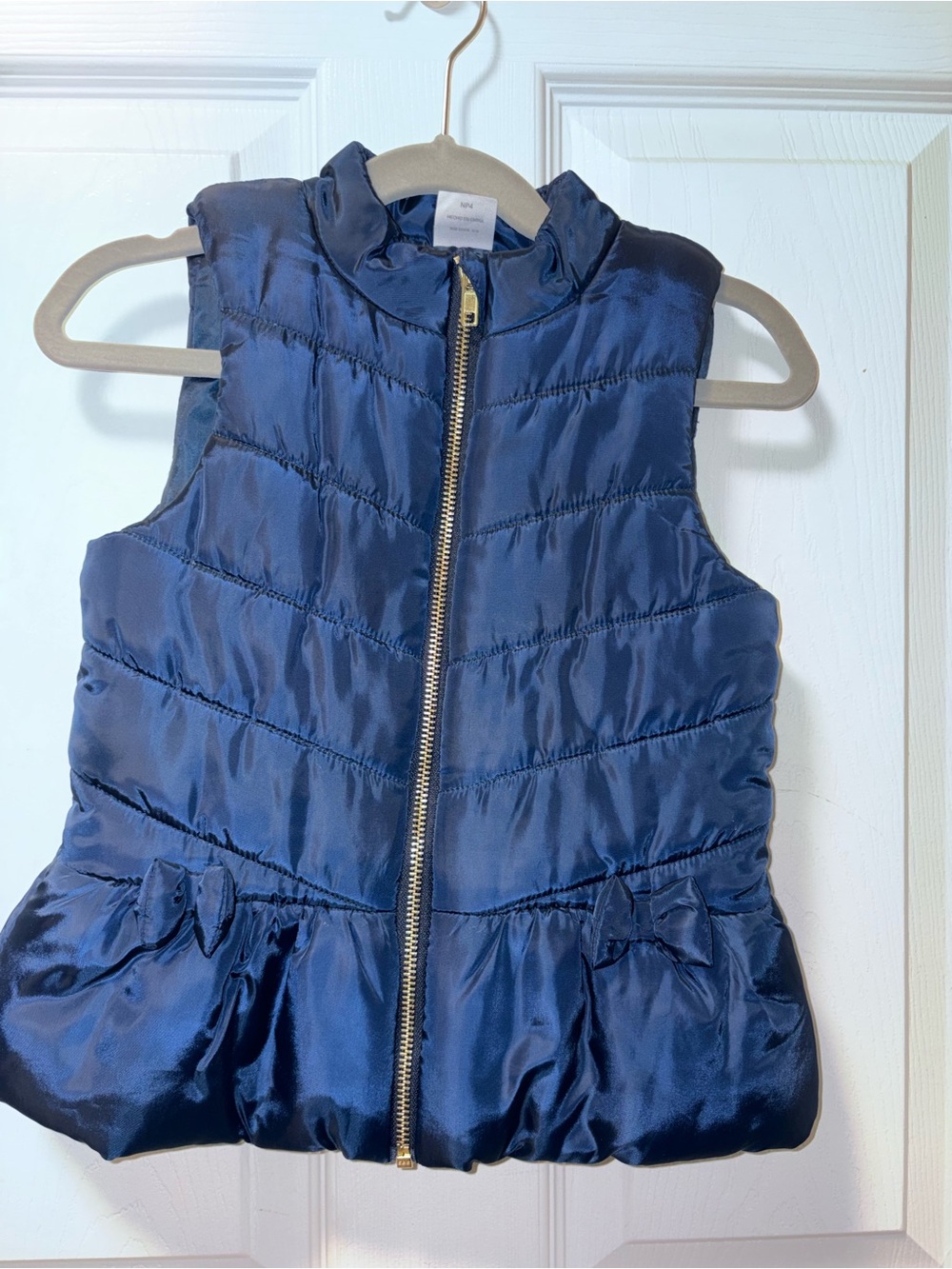 🎊🎊wonder nation Navy Quilted Puffer Vest with Gold Zipper❤️